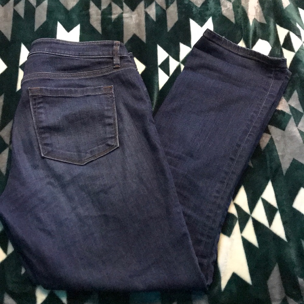 LOFT • Straight Leg Jeans